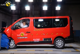 Краш-тест Opel Vivaro 2015